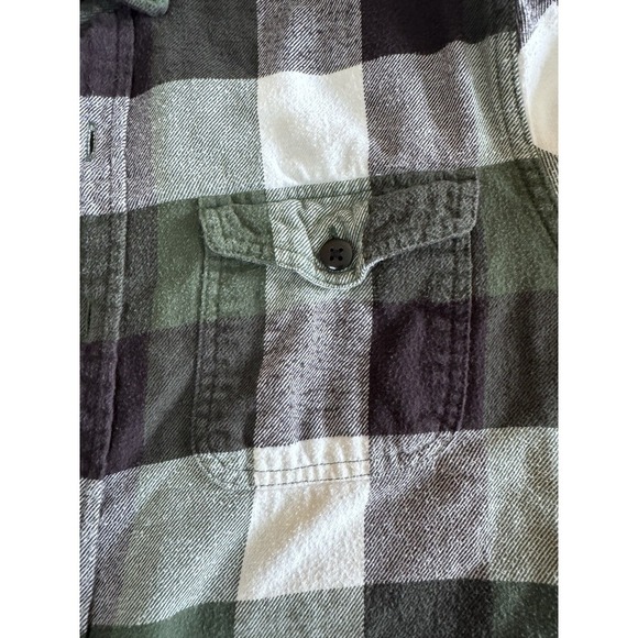 American Eagle Flannel Green Black, White Plaid button down shirt Size Small EUC - Picture 4 of 10